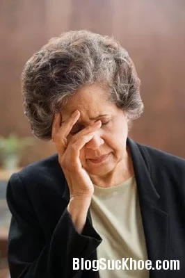 Nguyên nhân và phòng ngừa táo bón cho người cao tuổi