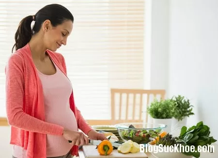 Cần chú ý dinh dưỡng cho não thai nhi