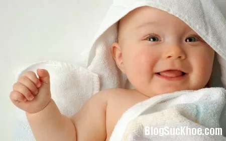 Phòng ngừa viêm da dị ứng cho bé vào mùa lạnh