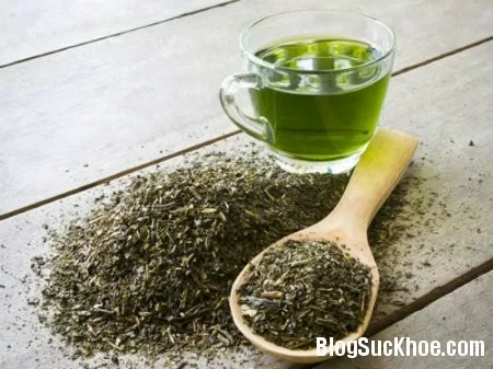 Những ảnh hưởng đến sức khỏe khi không dùng trà xanh đúng cách