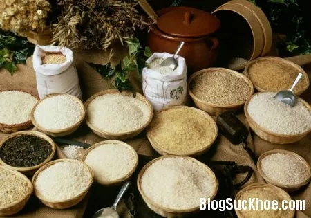 Cách chọn gạo tránh loại nhiễm hóa chất