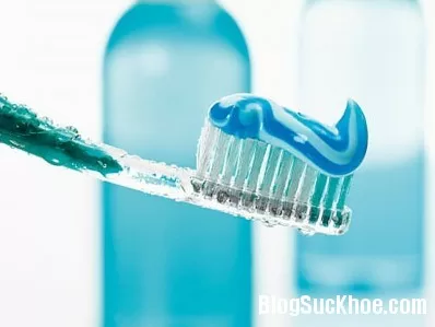 Những hóa chất độc hại thường có trong kem đánh răng