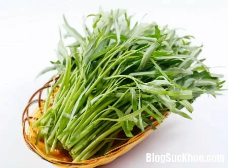 Những lợi và hại khi ăn rau muống