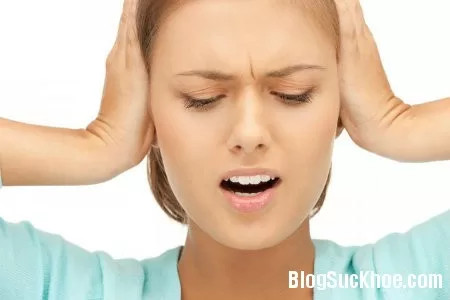 Chớ coi thường triệu chứng ù tai