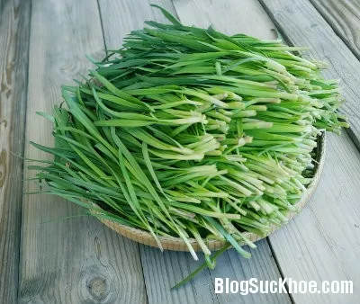 Cách dùng rau hẹ chữa bệnh