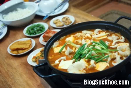 Những loại thực phẩm dễ gây tiêu chảy cho bà bầu