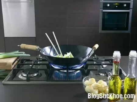 Cách xử trí khi bị ngộ độc khí gas