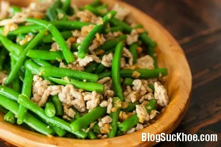 Làm gì để giữ gìn sức khỏe thời kỳ mãn kinh?