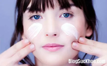 Cách trị "da rắn" mùa đông