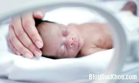 Ngạt và suy hô hấp ở bé sinh non
