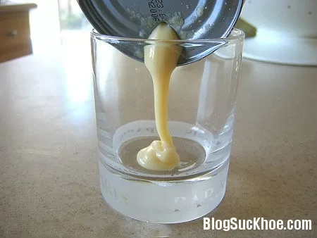 Lưu ý khi dùng sữa đặc có đường cho bé