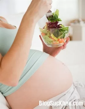 Những điều mẹ bầu cần ghi nhớ khi ăn uống