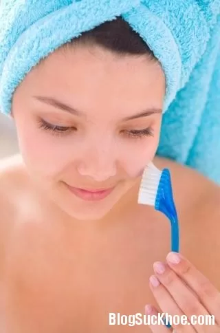 Làm đẹp với bàn chải đánh răng