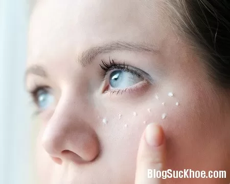 7 ghi nhớ khi sử dụng kem dưỡng mắt