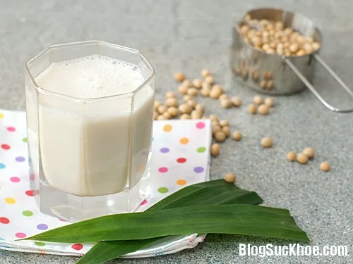 Thực phẩm mẹ bầu cần tránh khi bụng đói