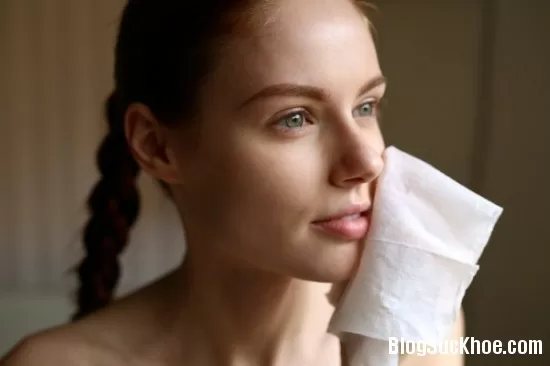 7 bước dùng kem dưỡng da đúng cách