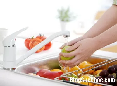 Các bước đơn giản để không bị ngộ độc thực phẩm ngày hè