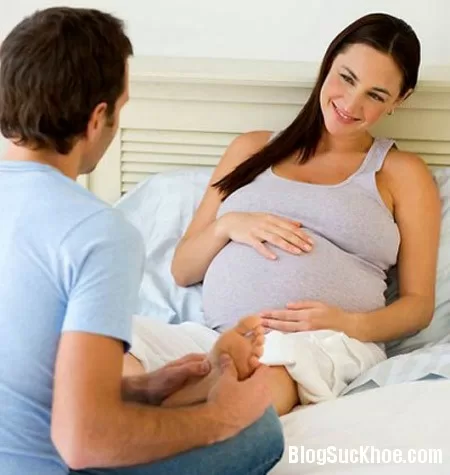 Làm gì khi mẹ bầu thèm sex?