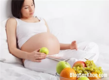 Vậy bà bầu nên ăn hoa quả như thế nào?