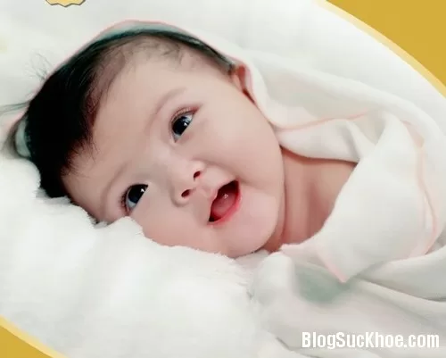 Những dấu hiệu cho biết bé sơ sinh khỏe mạnh