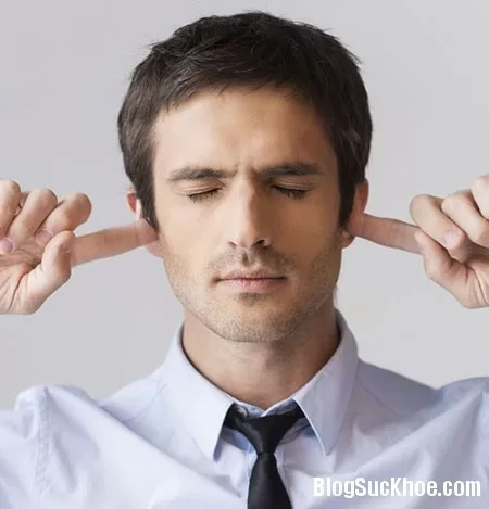 Những "vùng cấm" cơ thể không nên chạm tay vào