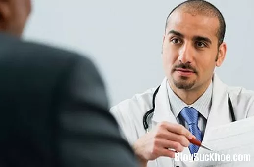 Dấu hiệu cảnh báo ung thư "vùng nhạy cảm" ở nam giới