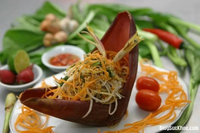 Món ăn ngon, bài thuốc hay từ hoa chuối