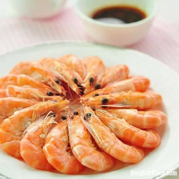 Những điều tối kỵ khi ăn tôm