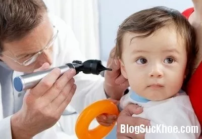 Dấu hiệu mất thính lực ở trẻ 1 – 3 tuổi
