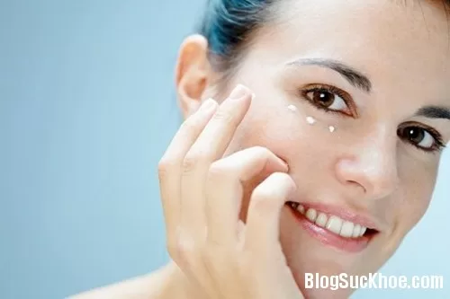 Mẹo đơn giản xóa tan nếp nhăn vùng mắt