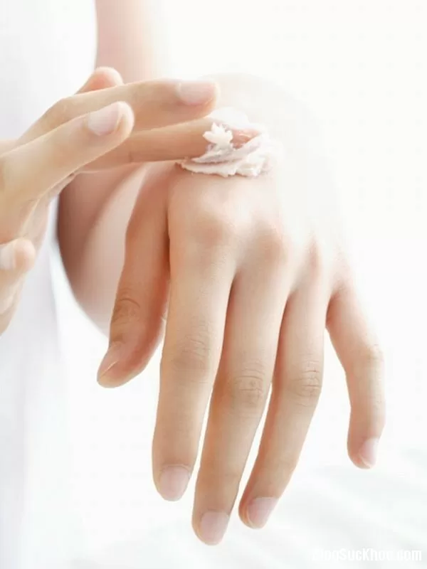 Bí quyết để đôi tay không bị khô ráp