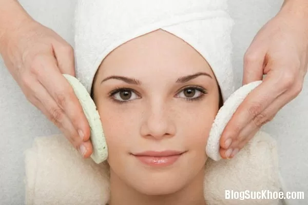 Cách tẩy tế bào chết cho da bị mụn