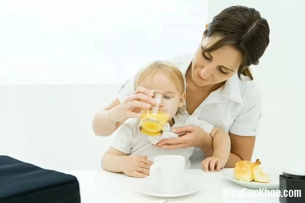 Thực phẩm cần tránh khi con bị ho