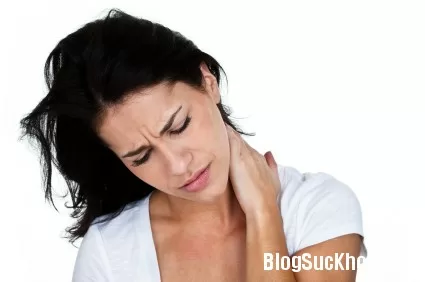 Đông y chữa trị đau vai gáy tại nhà