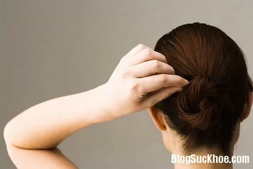 Nguyên nhân khiến tóc bạc sớm