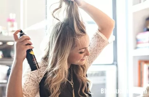 Tác hại cần biết khi dùng dầu gội khô