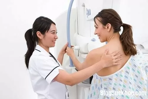 Cách khắc phục những tác dụng phụ khi xạ trị
