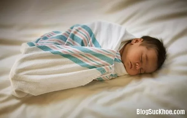 Những quan niệm sai lầm đối với trẻ sơ sinh