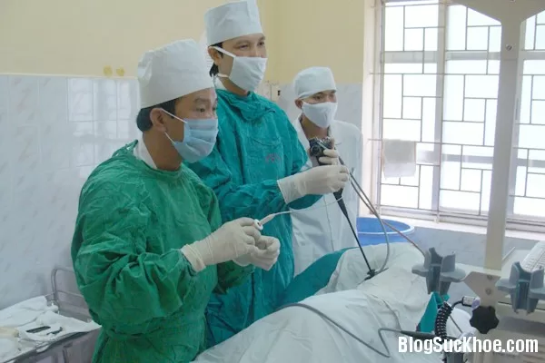 Cần chuẩn bị gì khi soi phế quản?
