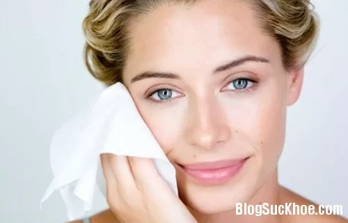 Sai lầm nghiêm trọng khi dùng khăn ướt ai cũng mắc phải