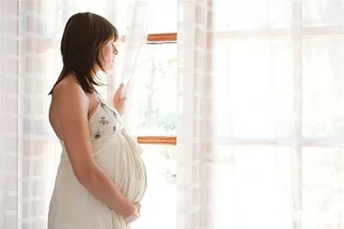 8 cách khắc phục tình trạng đau lưng khi mang thai