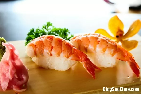 Ăn tôm sai cách cực nguy hại tới sức khỏe
