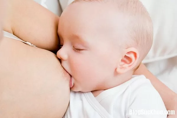 10 điều cấm kỵ khi đang cho con bú