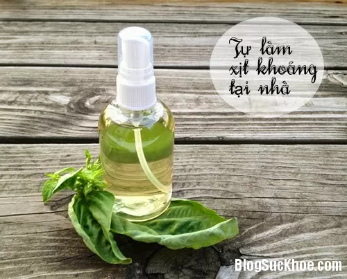 Cách làm xịt khoáng tại nhà như hàng hiệu