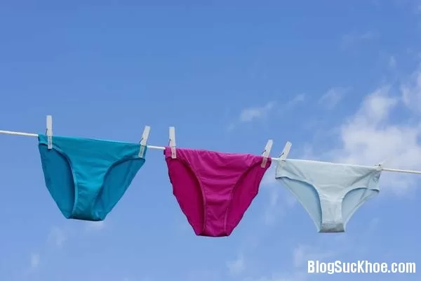 Lý do phụ nữ nên giặt đồ lót bằng tay