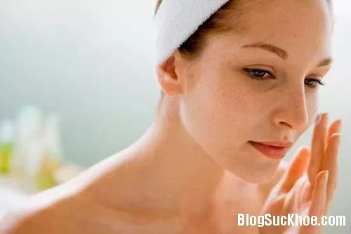 Tẩy da chết không đúng cách có thể gây hại da