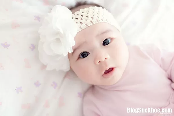 Những bất thường ở bộ phận sinh dục bé trai và bé gái mẹ cần chú ý