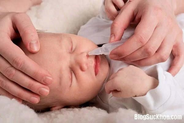 Nhận biết trẻ sơ sinh khó thở