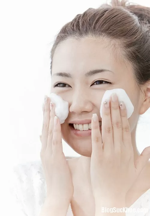 Mẹo cho da mặt sáng bừng không cần trang điểm