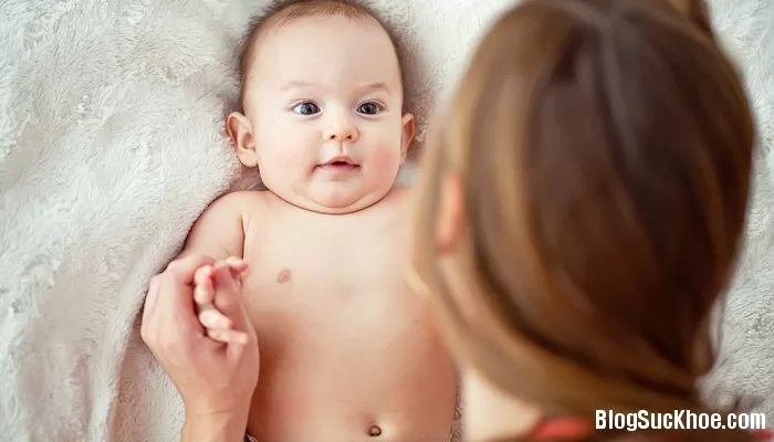4 sai lầm khi nuôi con đầu lòng